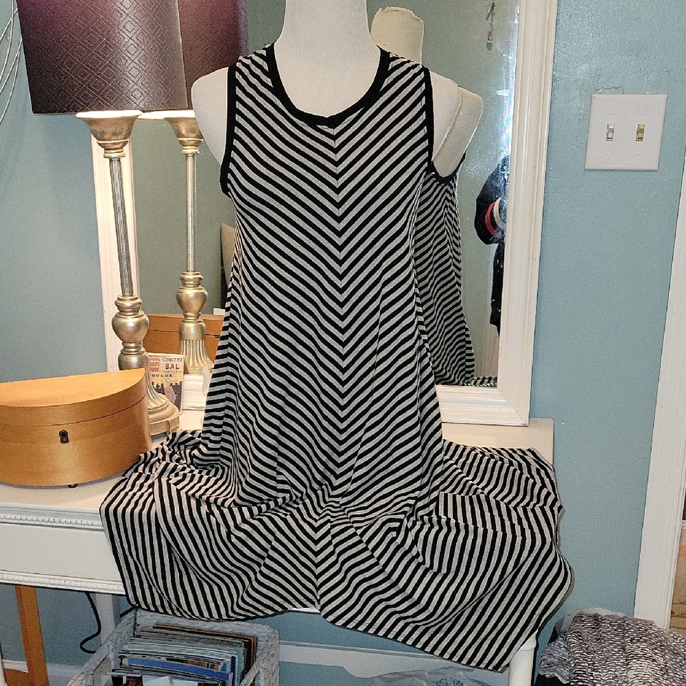 Elegant Black and White Striped Midi Dress